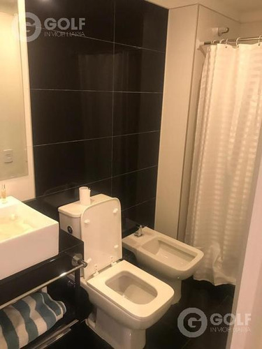Imagen 13 de 28 de Vendo En Edificio De Categoria Apartamento De 1 Dormitorio Equipado Con Garaje Pta Del Este