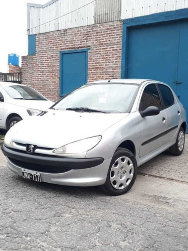 Peugeot 206 2011 1.4 Generation 75cv