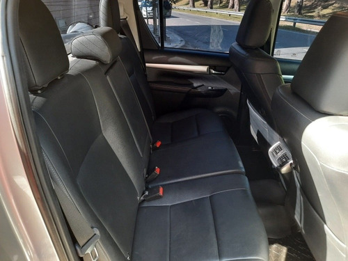 Imagen 11 de 12 de Toyota Hilux 2.8 Srx 4x4 Automatica 45.000kms Permuto