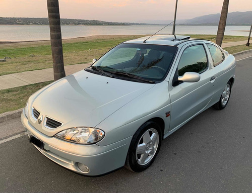Renault Megane 1.6 16v