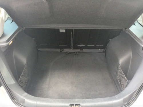 Volkswagen Suran 1.6 Imotion Highline 11d 2012