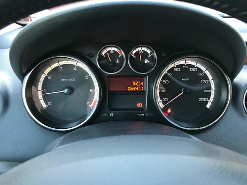 Peugeot 308 1.6 Active 2014