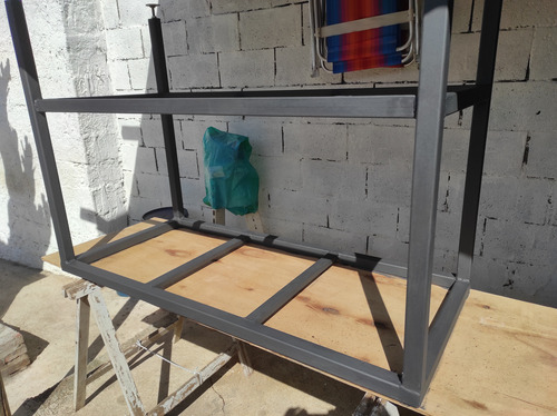 Mesa De Trabajo, Ideal Herrería, O Cualquier Otra Utilidad,