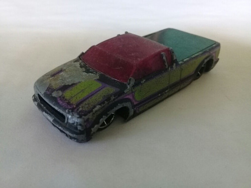 Hot Wheels Steel Flame 2002 Camioneta Baja Morada 