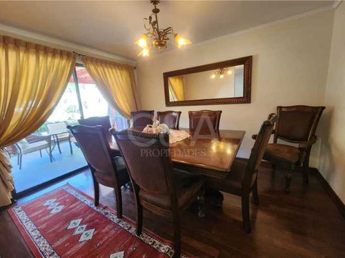Casa Con Gran Patio, Excelente Ubicacion 5dor (71237)