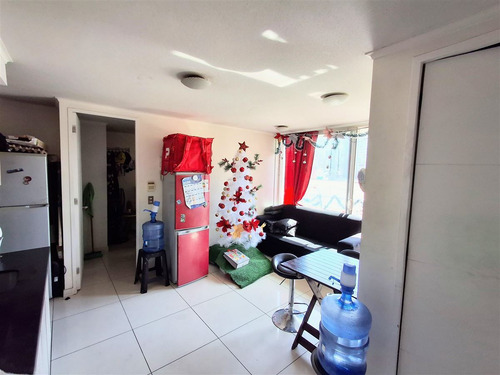 Departamento En Venta De 2 Dorm. En Santiago