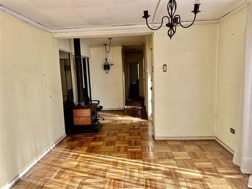 Ideal Para Remodelar/ Apumanque/ 4d3b/las Condes/oneprop.cl
