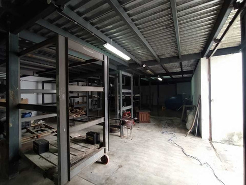Imagen 4 de 12 de Galpón En Venta El Limón