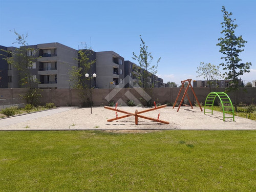 Departamento En Venta De 2 Dorm. En Maipú