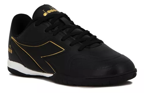 Champion De Futbol 11 Calzado Con Tapones Striker Diadora