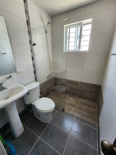 Alquilo Apartamento En Viejo Arroyo Hondo Próximo A Ikea