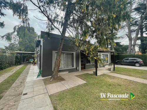 Imagen 3 de 23 de Venta Moderna Casa Quinta Sobre 1.200 M2 - La Reja Norte