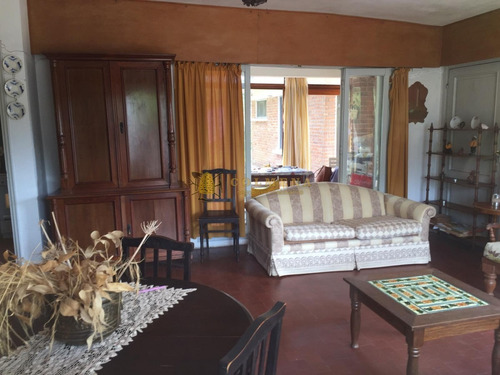 Venta De Casa En Pinares , Punta Del Este 2 Dormitorios - Ref: 4234