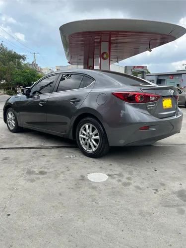 Mazda 3 2.0 Touring At