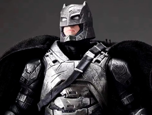 Figura Batman Ben Affleck Con Base Luminosa Dc Definida Lujo