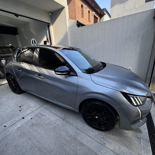 Peugeot 208 1.6 Style Tiptronic