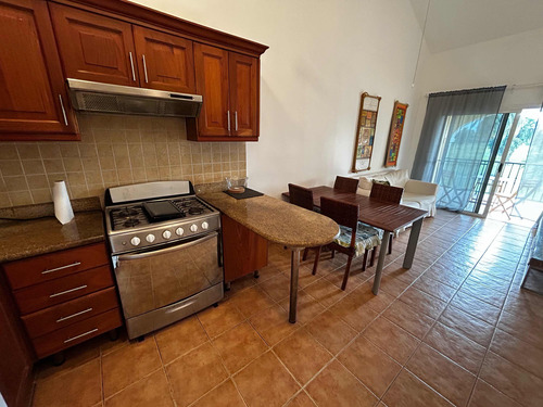 Se Renta Apartamento En Cocotal