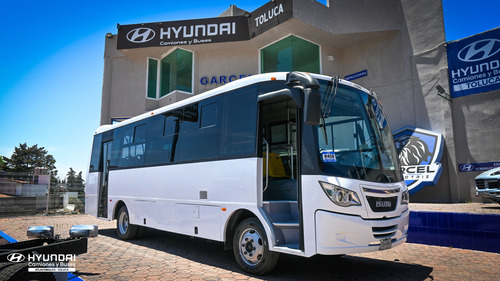 Autobus Isuzu Para 35 Pasajeros