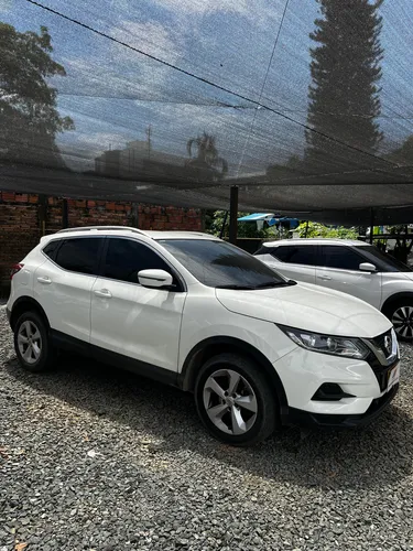 Nissan Qashqai Sense Tp 2000cc 4x2 2ab Abs