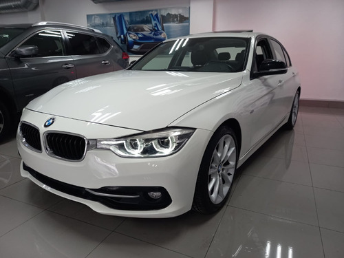 BMW Serie 3 2.0 330ia Sport Line At