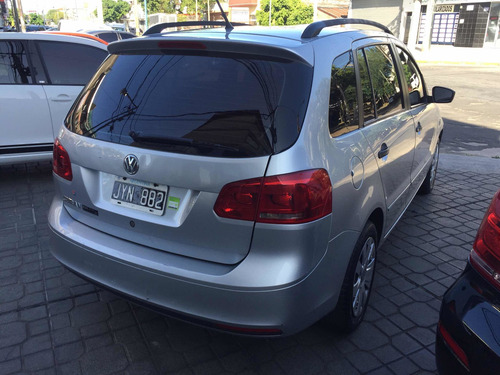Volkswagen Suran 1.6 Comfortline 101cv 11a 2011