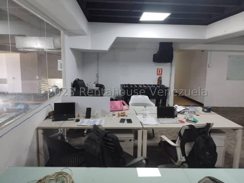 Y.t. Local Comercial En Alquiler, Catia Mls #24-1716