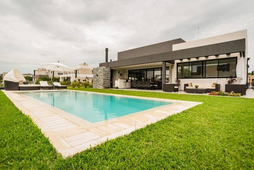 Imagen 3 de 10 de Proyecto Y Construcción - Arquitectos - Monarq Arquitectura