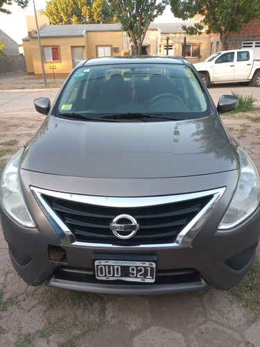 Nissan Versa 1.6 Sense Mt