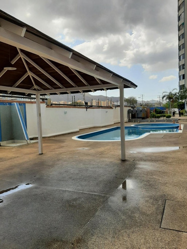 Imagen 2 de 13 de Apartamento En Venta Jardin Mañongo Naguanagua Valencia