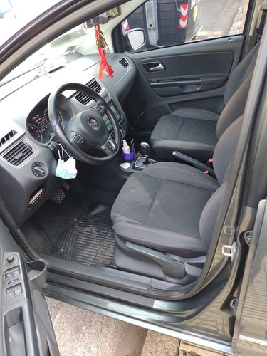 Imagen 7 de 13 de Volkswagen Suran 2013 1.6 Imotion Highline