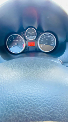 Peugeot 207 1.4 Sedan Xs