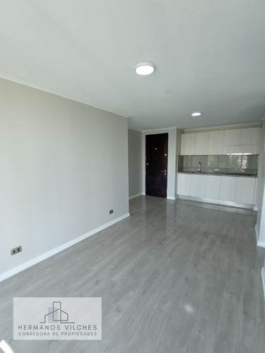 Dpto. 2 Dorm / 2 Baños / 1 Est. Metro San Alberto Hurtado L1