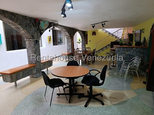 Casa En Alquiler Las Palmas Mls# 25-24012 Em