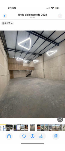 Complejo 4 Duplex + 2 Galpones En Temperley C/renta