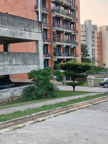  Apartamento En Res Los Pinos .naranjal Ii. Campiña.naguanagua. 