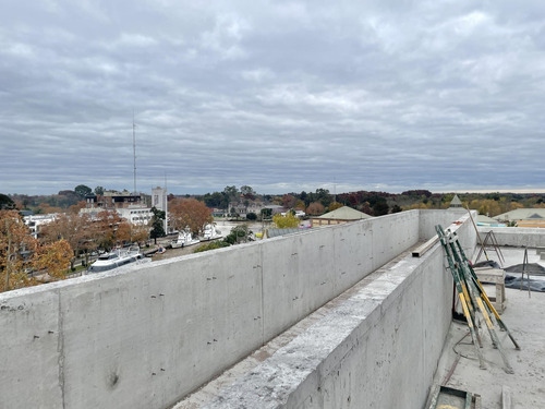 Departamento De Tres Ambientes En Tigre Centro, Frente Al Río | Tigre