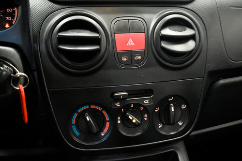 Fiat Qubo 1.4 Fiorino Dynamic 73cv