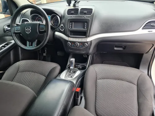 Dodge Journey 2.4cc AT AA 4X2