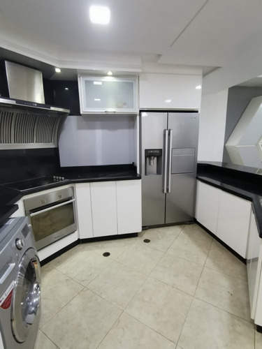 Imagen 1 de 15 de Apartamento En Res. Merlot Suites, Foa-2047
