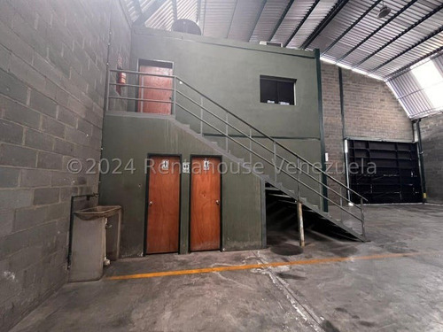 Francisco Rojas Norscia Rentahouse Alquila, Amplio Galpon Comercial En Zona Industrial Ii De Barquisimeto, Ideal Para Tu Empresa Del Ramo Comercial, 2 4 - 1 9 2 5 0, Llama Ya E Invierte Con Nosotros!!