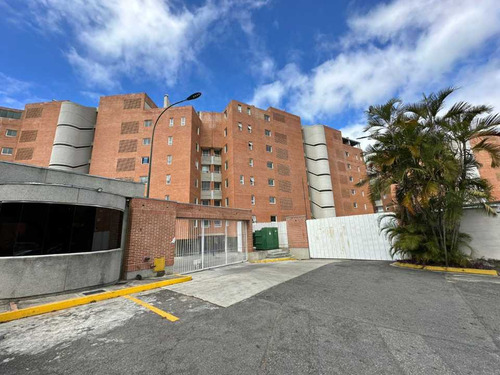 Se Vende Ph 140 M2 Para Remodelar En La Urbanización Los Samanes