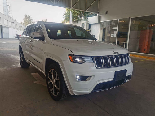 Imagen 14 de 15 de Jeep Grand Cherokee 2019 5p Limited 4x2 V6/3.6 Aut Nav