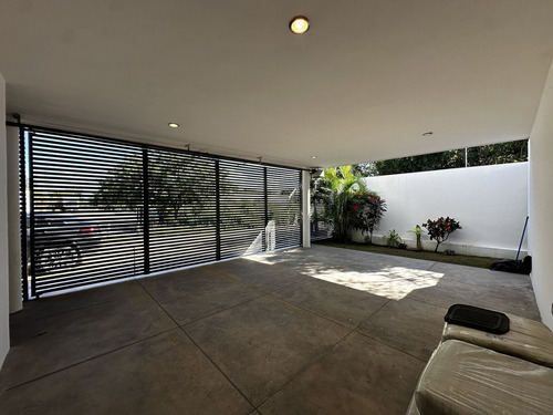 Casa En Venta En Cholul De Una Planta.