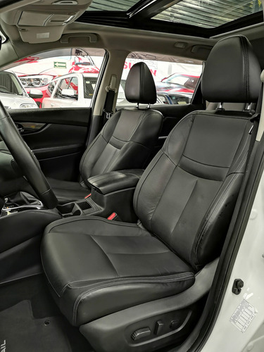 Nissan X-Trail 2.5 Exclusive 2 Row Cvt