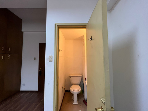 Oficina De 22 M2 Monoambiente En Centro De Valparaíso