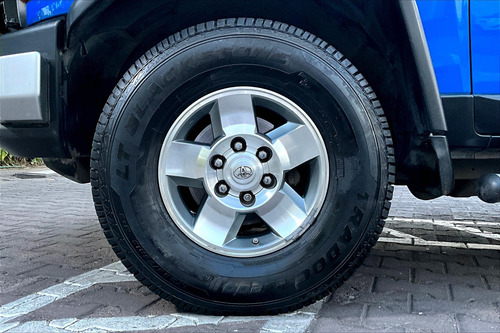 Toyota Fj Cruiser 3p Premium Aa Ee Ra Abs 4x4 At