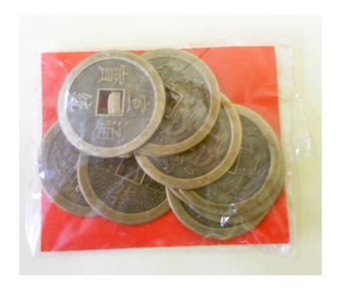 Imagem 5 de 5 de 10 Moedas Chinesas P/ Feng Shui I Ching Esoterismo 4cm Novo