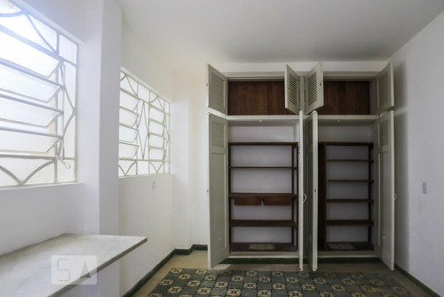 Imagem 9 de 15 de Casa Para Aluguel - Cambuci, 1 Quarto, 30 - 892918524