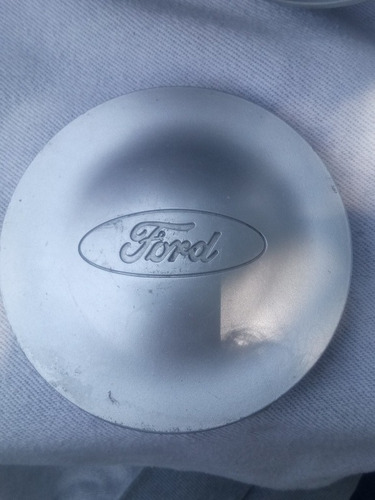 Tapa De Rin Para Ford Fiesta Para Rin 14 Mod. 2005-2006 (Usado)