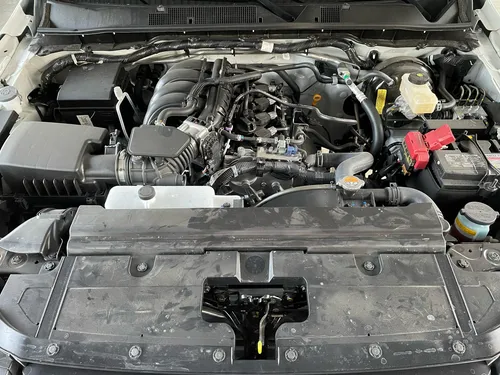 Nissan NP300 2.5 Pick Up Mt Ac